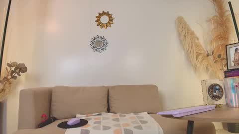 Snapshot of goddess_victoria44 chatting on October 2025 03:01:02 PM Victoria Ocaso online show from October 2025 03:01:02 PM