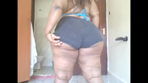 Snapshot of goddessebon chatting on January 2025 08:27:02 AM shasha big online show from January 2025 08:27:02 AM