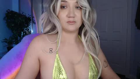 Snapshot of goddessemmy chatting on May 2026 04:53:02 AM Goddess Emmy online show from May 2026 04:53:02 AM