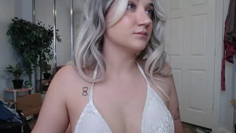 Snapshot of goddessemmy chatting on May 2026 06:25:01 PM Goddess Emmy online show from May 2026 06:25:01 PM