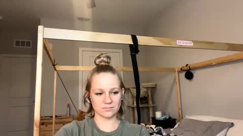 feyaa22 online show from January 2025 03:07:01 PM