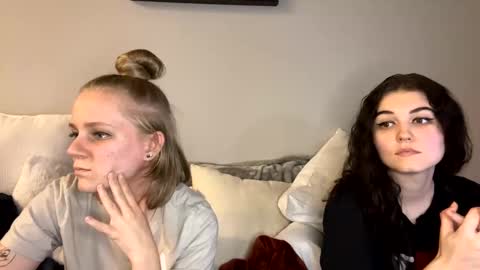 feyaa22 online show from February 2025 12:49:02 AM