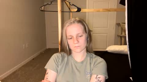 feyaa22 online show from March 2025 01:31:02 AM