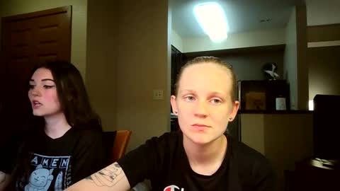 feyaa22 online show from September 2025 04:36:02 AM