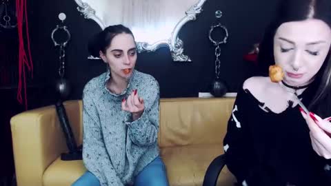 Snapshot of goddessgeorgia chatting on January 2025 04:54:01 PM Goddess Georgia online show from January 2025 04:54:01 PM