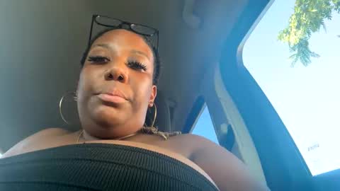 Snapshot of goddessjamila chatting on October 2025 09:54:02 PM goddessjamila online show from October 2025 09:54:02 PM