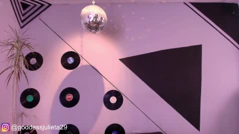 Julieta online show from April 2026 07:01:02 PM