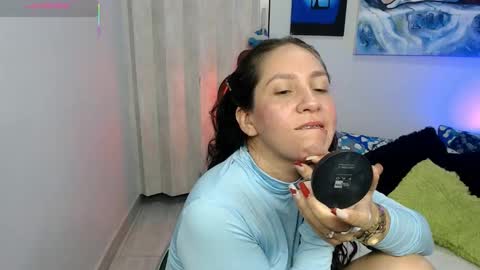  Naih Reyes online show from March 2026 05:12:02 AM