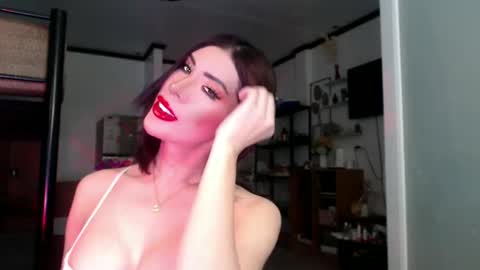 Snapshot of goddessofbigcock chatting on December 2024 02:53:02 AM Eva online show from December 2024 02:53:02 AM