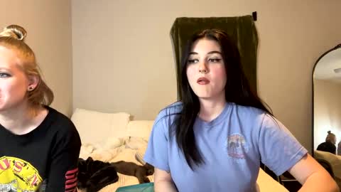 Snapshot of goddessshadowraven chatting on December 2024 12:56:02 AM Goddess Raven online show from December 2024 12:56:02 AM