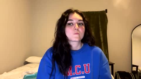 Snapshot of goddessshadowraven chatting on December 2024 01:48:02 AM Goddess Raven online show from December 2024 01:48:02 AM