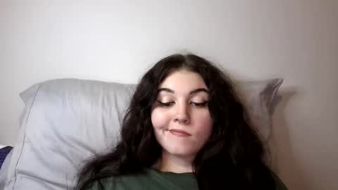 Snapshot of goddessshadowraven chatting on January 2025 01:01:01 AM Goddess Raven online show from January 2025 01:01:01 AM