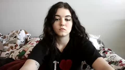 Snapshot of goddessshadowraven chatting on February 2025 03:56:01 PM Goddess Raven online show from February 2025 03:56:01 PM