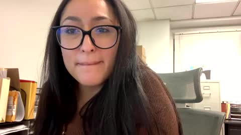 Snapshot of goddessxxrosexx chatting on January 2025 01:03:01 AM GoddessxxRosexx online show from January 2025 01:03:01 AM