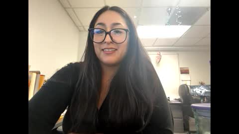 Snapshot of goddessxxrosexx chatting on March 2025 09:15:02 PM GoddessxxRosexx online show from March 2025 09:15:02 PM