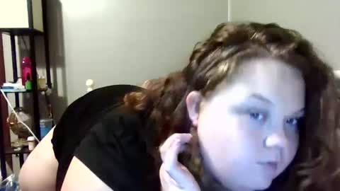 Snapshot of godessisabella chatting on September 2025 07:56:02 AM godessisabella online show from September 2025 07:56:02 AM