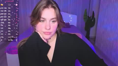 Lilya online show from September 2025 05:07:02 PM