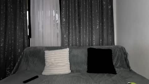 gold_alpha_boy online show from November 2025 02:05:02 PM