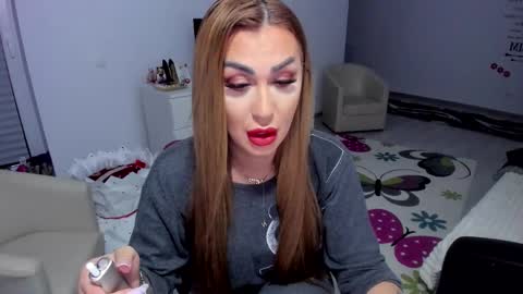 Nicole.. online show from February 2025 04:34:01 AM