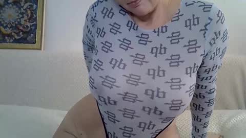Snapshot of golden_kessie chatting on April 2026 08:13:01 AM golden_kessie online show from April 2026 08:13:01 AM