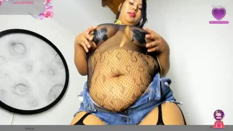 GoldenKiss  online show from June 2026 08:36:01 PM