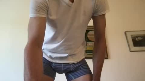 Snapshot of goldenboy2377 chatting on January 2025 07:08:01 PM goldenboy2377 online show from January 2025 07:08:01 PM