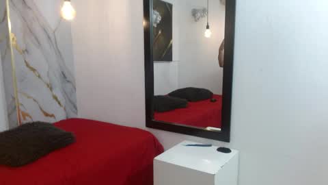   online show from April 2026 07:25:02 PM