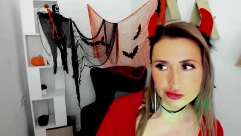 Snapshot of goldenlighte chatting on October 2025 05:08:01 AM Olivia online show from October 2025 05:08:01 AM