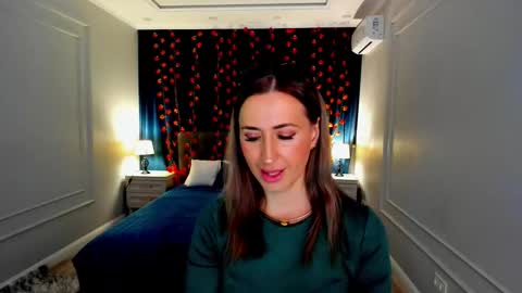 Snapshot of goldenlighte chatting on November 2025 03:50:02 AM Olivia online show from November 2025 03:50:02 AM