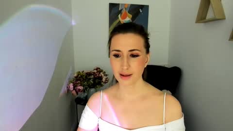 Olivia online show from March 2026 03:12:02 AM