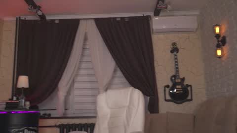 Anna online show from January 2026 02:37:02 AM