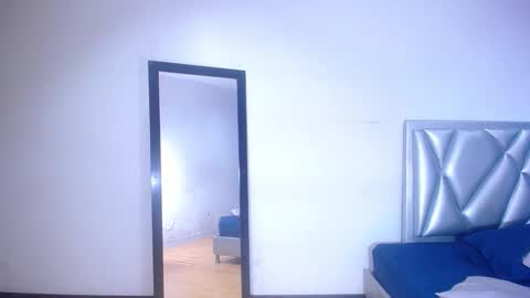 Snapshot of goldenn_ass1 chatting on November 2025 03:05:01 AM goldenn_ass1 online show from November 2025 03:05:01 AM