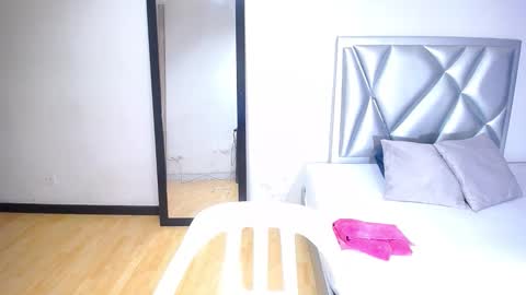 Snapshot of goldenn_ass1 chatting on November 2025 03:49:02 AM goldenn_ass1 online show from November 2025 03:49:02 AM