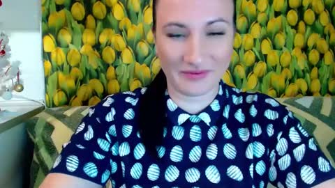 Snapshot of goldmoonn chatting on December 2024 09:30:02 PM goldmoonn online show from December 2024 09:30:02 PM