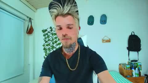 Snapshot of goldy_loyal99 chatting on February 2026 07:15:02 AM Goldy Loyal93 online show from February 2026 07:15:02 AM