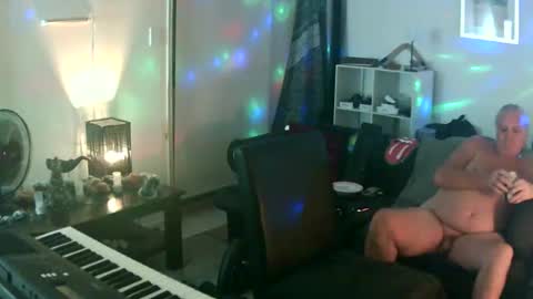 Snapshot of goldyguy011 chatting on November 2025 02:54:01 PM goldyguy011 online show from November 2025 02:54:01 PM