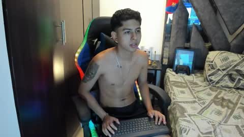 Snapshot of gomez_c_ chatting on February 2026 06:11:01 AM gomez_c_ online show from February 2026 06:11:01 AM