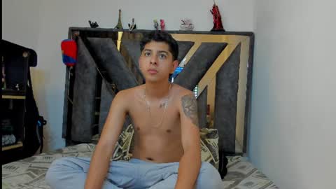 gomez_c_ online show from July 2026 12:07:02 PM