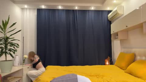 Polly online show from February 2026 03:13:02 PM