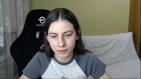 Elizabeth Effie online show from January 2026 07:27:02 PM