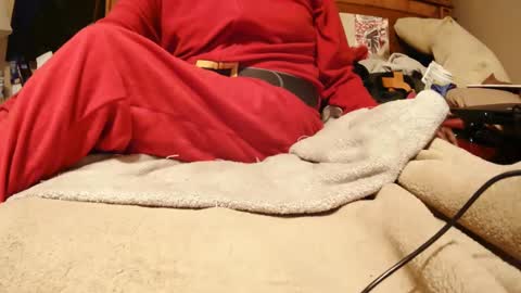 Snapshot of goodbootaye chatting on December 2024 12:37:01 PM Juicy Booty online show from December 2024 12:37:01 PM