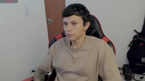 goodboy69i online show from October 2025 12:02:02 PM