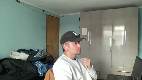 Snapshot of goodfumes chatting on September 2025 03:00:02 PM goodfumes online show from September 2025 03:00:02 PM