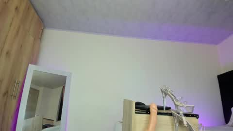 natt online show from December 2025 12:05:01 AM