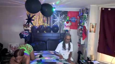 GoodieTimes1 Mrs. Bonnie  Mr. Clyde online show from July 2026 10:09:02 AM