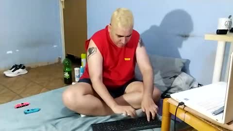 Snapshot of gorak32 chatting on June 2026 10:08:02 PM GoraK online show from June 2026 10:08:02 PM