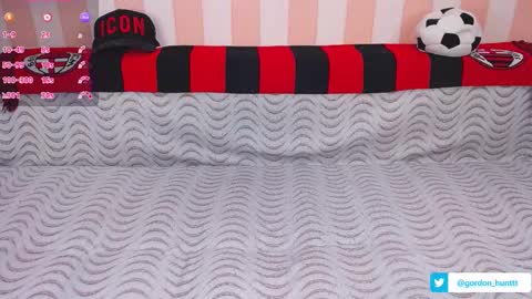 Snapshot of gordonhunt chatting on December 2024 03:04:01 PM Gordon Hunt online show from December 2024 03:04:01 PM