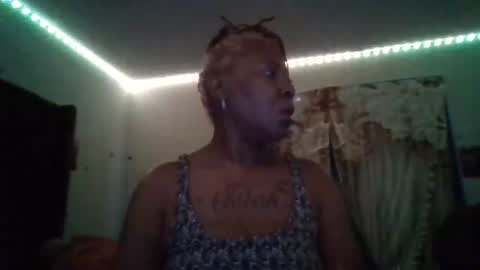 Sue Goddess online show from November 2025 05:37:02 PM