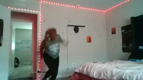 Sue Goddess online show from March 2026 04:43:01 PM