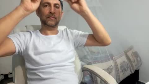 Andres online show from February 2026 11:58:02 PM